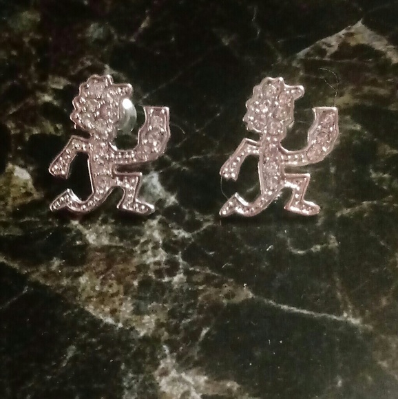 Jewelry - Hatchetman Earrings